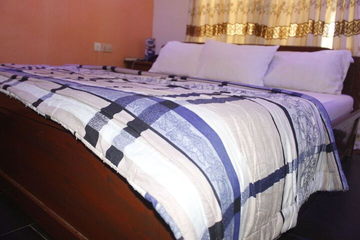 Room 26 of 68
