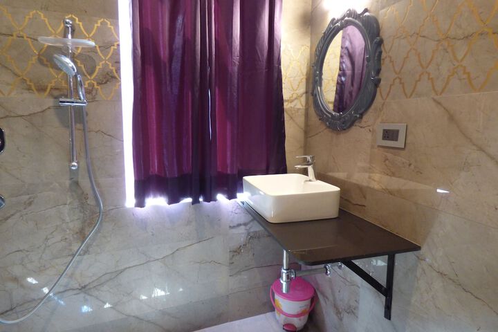 Bath Photo