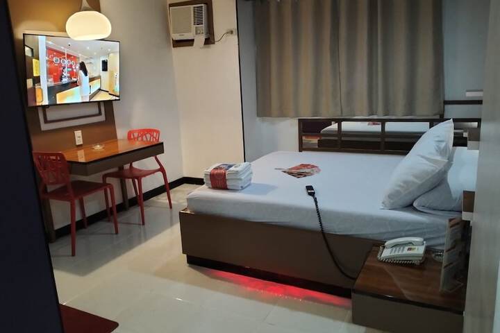 Room 15 of 20