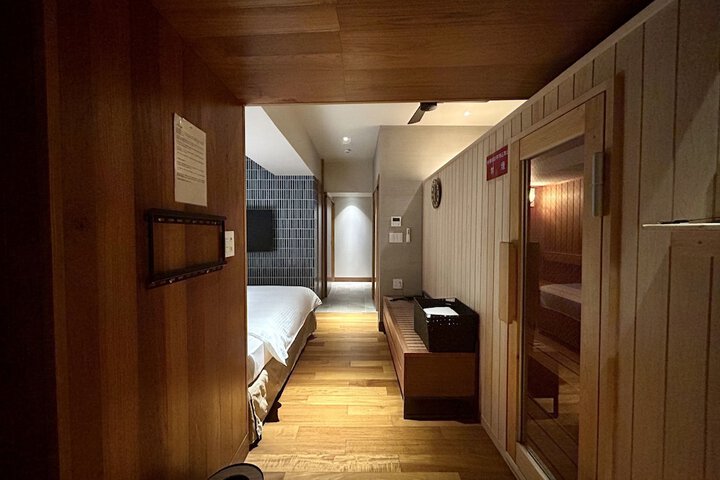Room 30 of 113