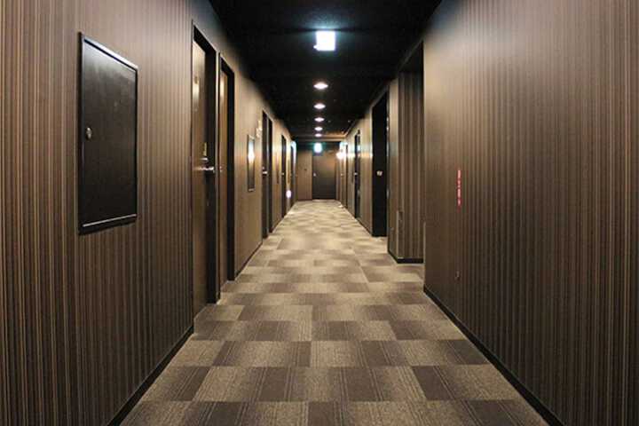 Ballroom/Hall 26 of 28