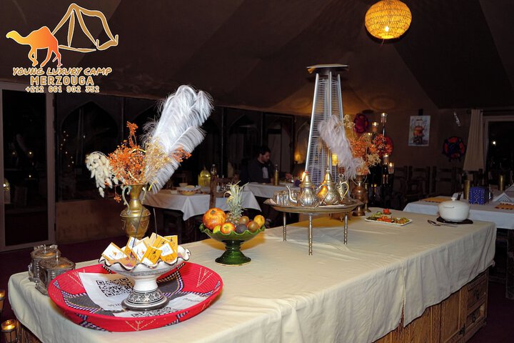 Dining 14 of 24