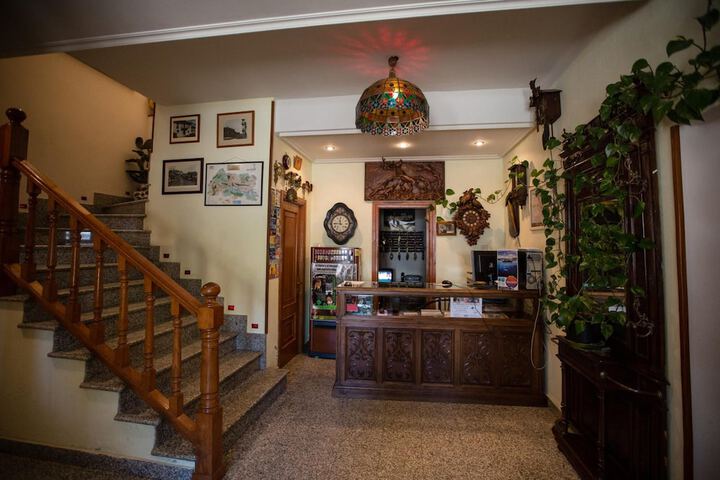 Guest Lobby
