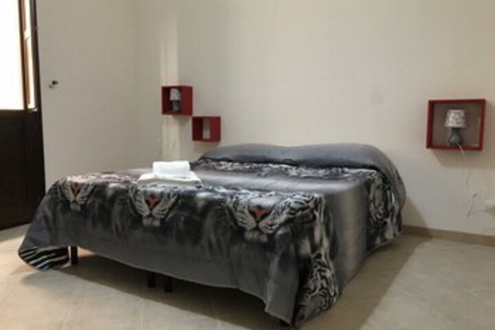 Room 17 of 30