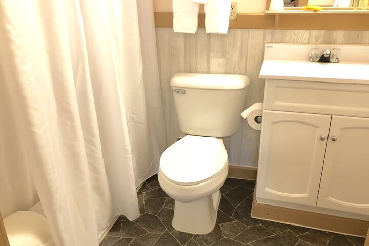 Room 164 of 259