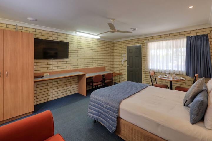 Room 14 of 45