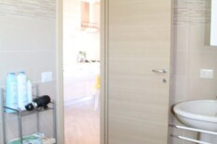 Room 5 of 53