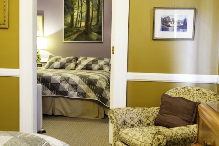 Room 7 of 70