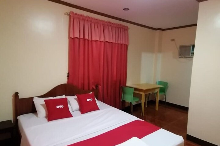 Room 11 of 29