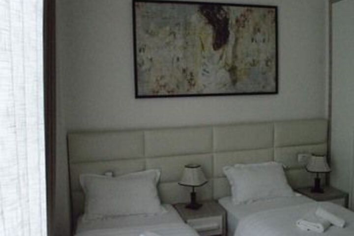 Room 19 of 52