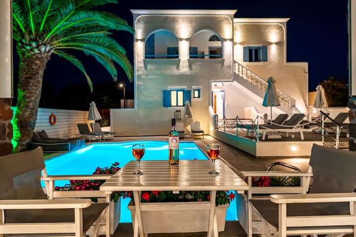 Pool 44 of 53
