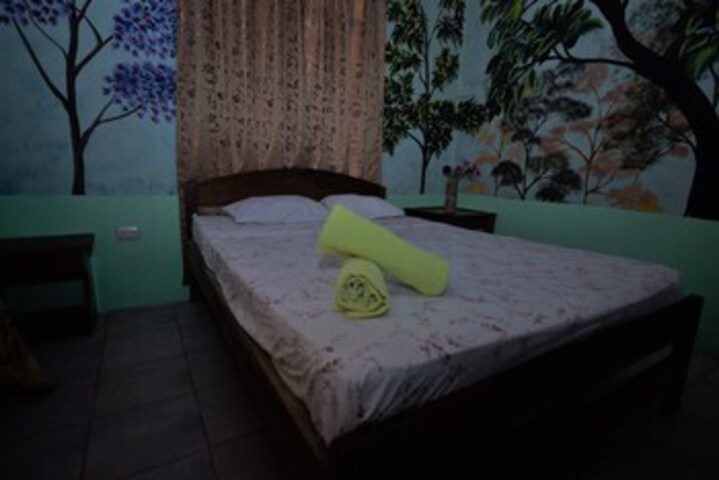 Room 15 of 47