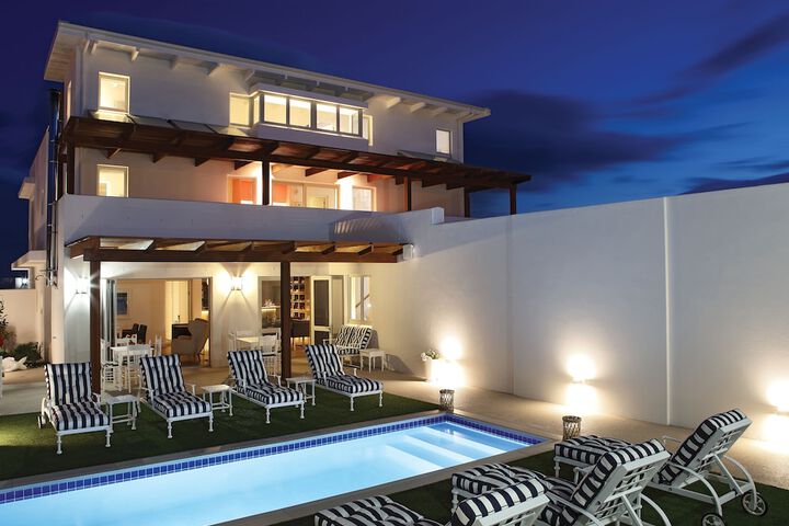 Pool 58 of 76