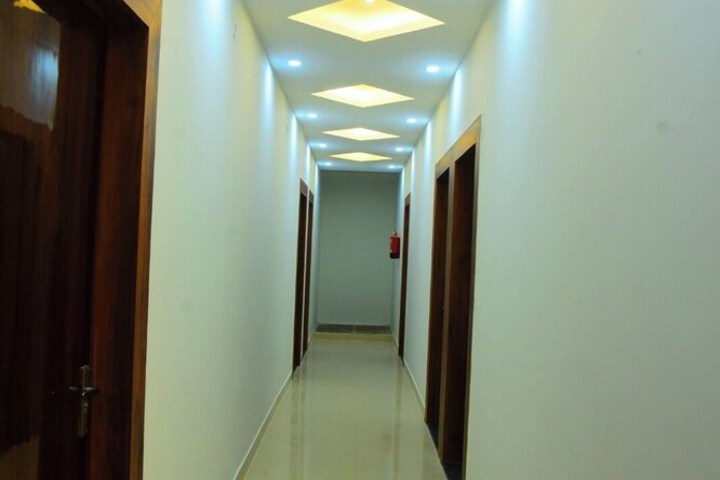 Room 51 of 65