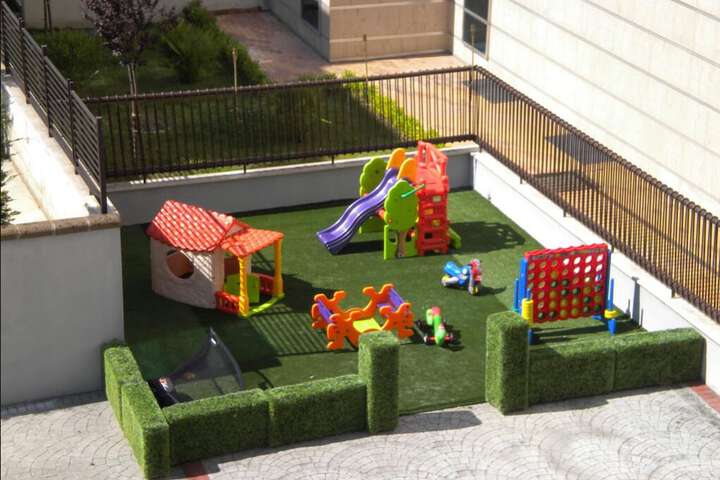 Children's play area - outdoor