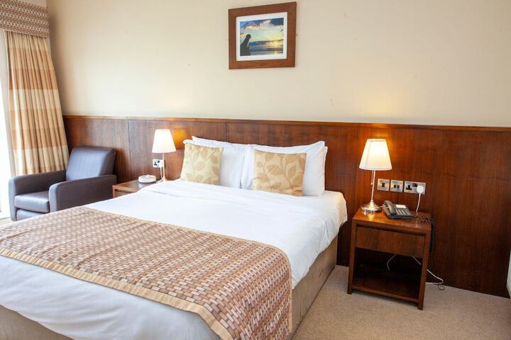 Room 12 of 49