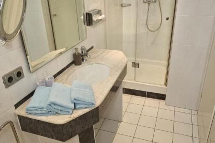 Guest Suite