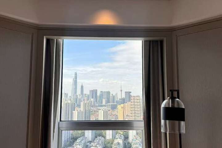 Room 21 of 52