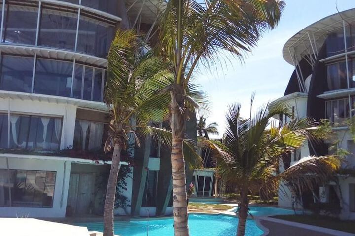 Hotel 2 of 7