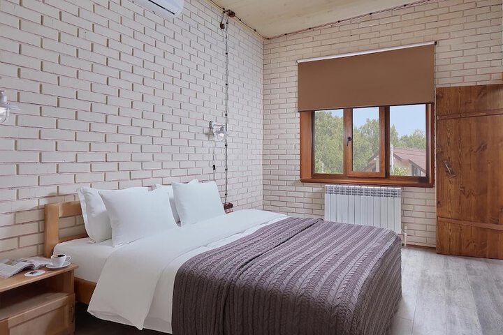 Room 18 of 35