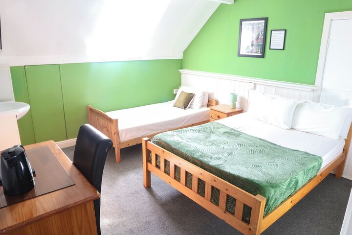 Room 59 of 100
