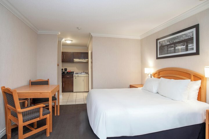 Room 20 of 51