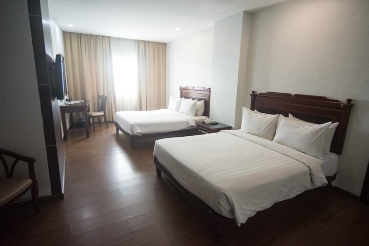 Room 34 of 59
