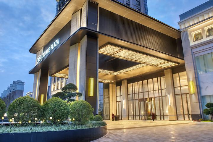 Hotel 66 of 72
