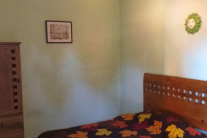 Room 13 of 64