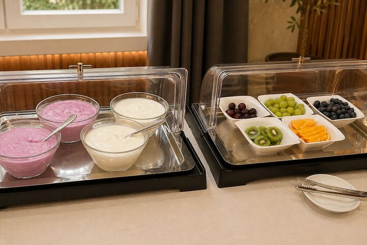 Dining 90 of 91
