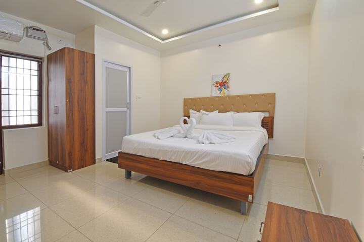 Room 9 of 64