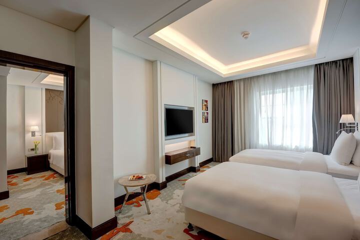 Room 14 of 95
