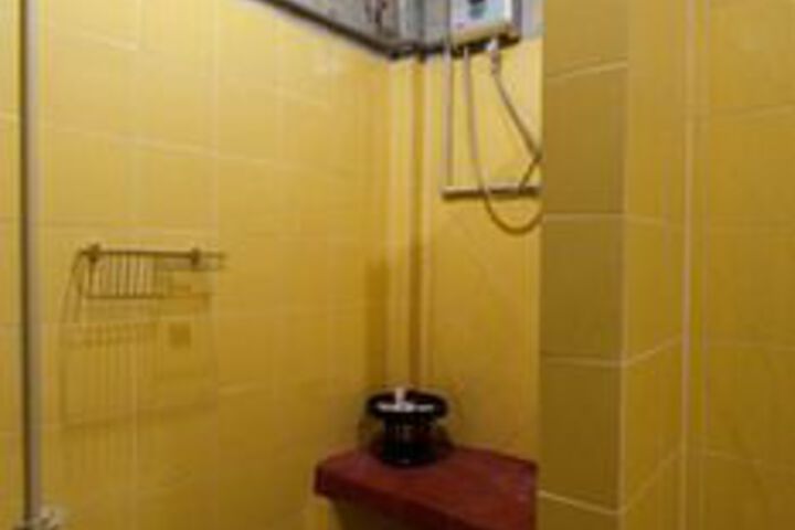 Room 7 of 40