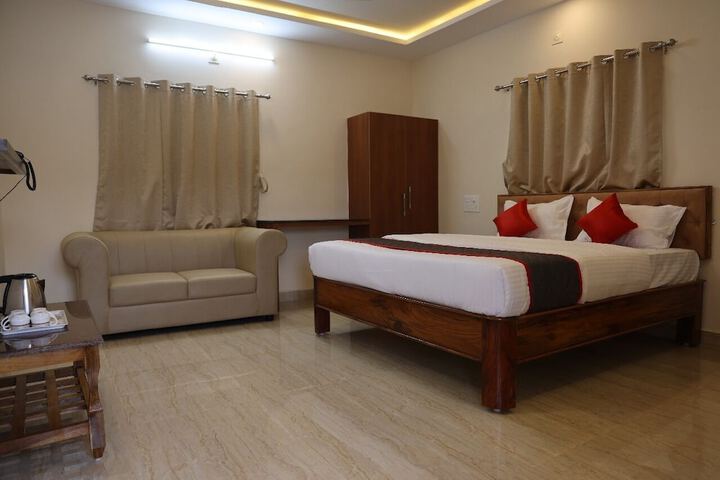 Room 3 of 25