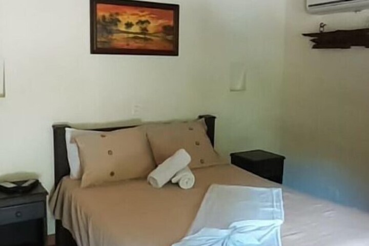 Room 4 of 43