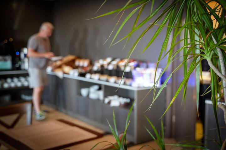 Breakfast/Coffee Service 53 of 119
