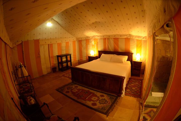 Room 7 of 23