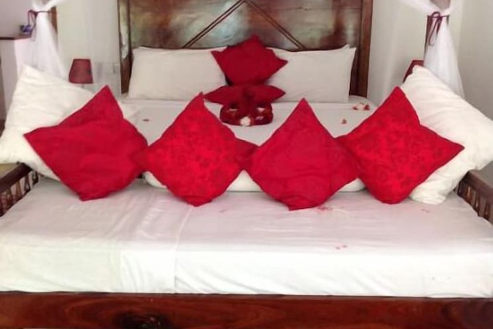 Room 3 of 11