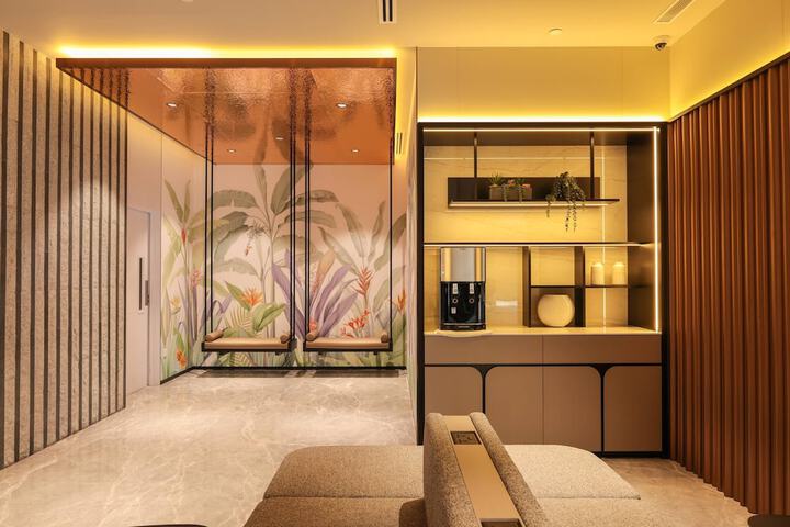 Lobby Entry