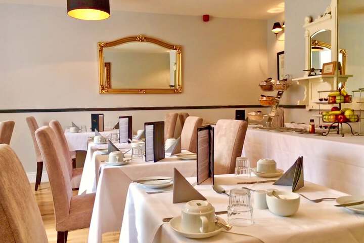 Breakfast area