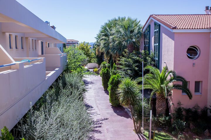 Hotel Exterior 160 of 162