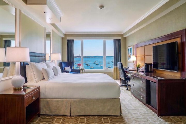 Room 43 of 85