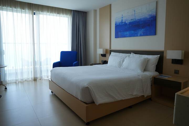 Room 14 of 46