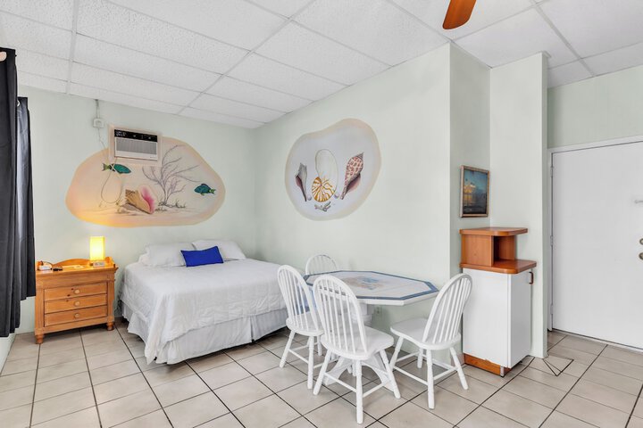 Room 72 of 289