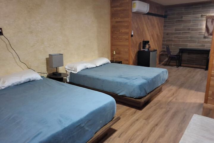 Room 2 of 18