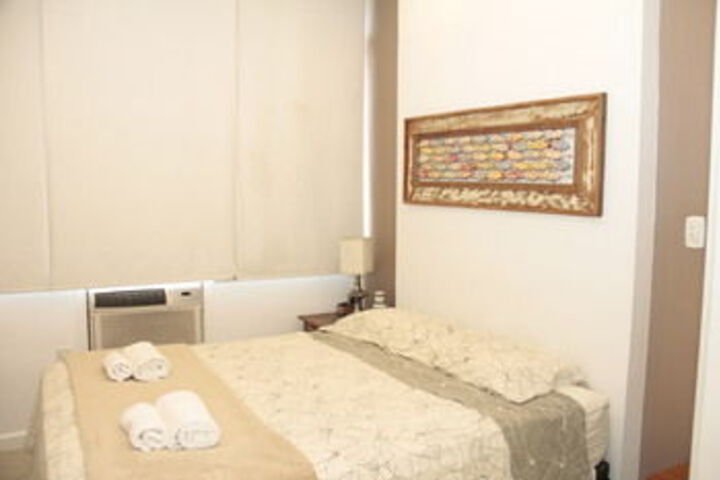 Room 14 of 38