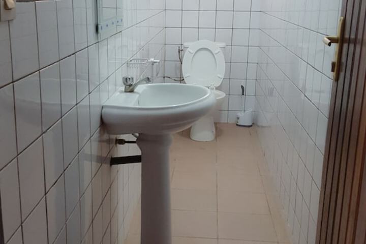 Room 15 of 25