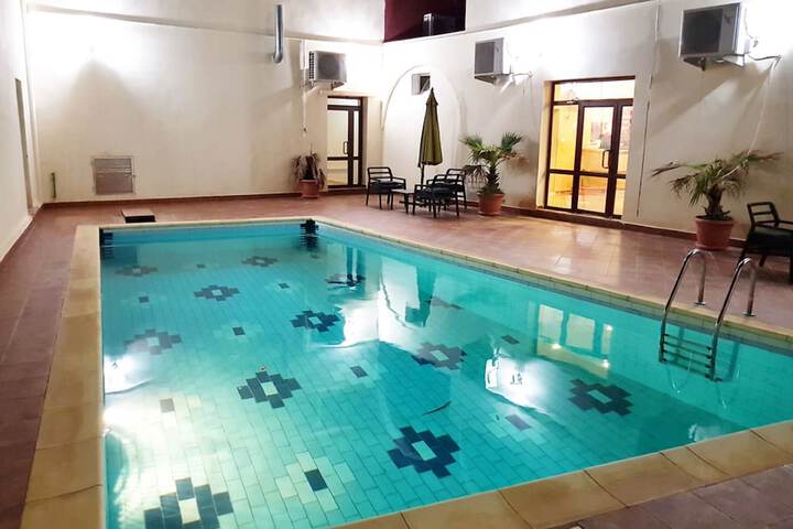Pool 18 of 23