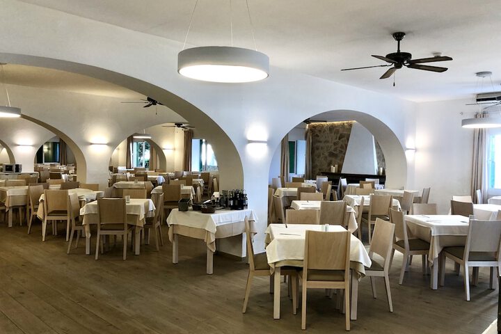 Dining Photos