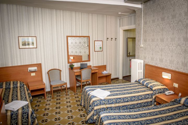 Room 7 of 54